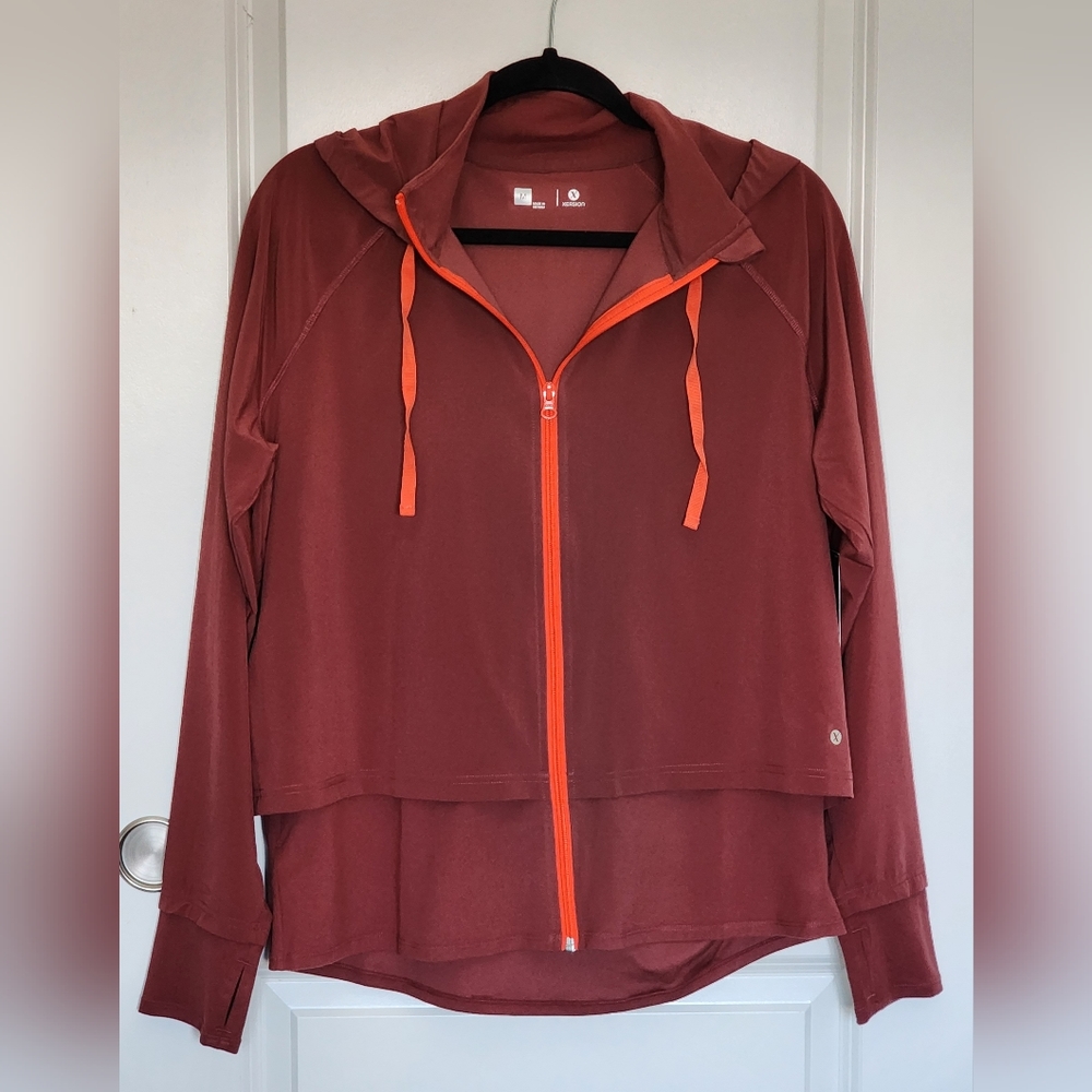 Lightweight Hodded Jacket